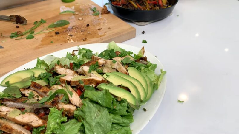 Fajitas with Lettuce Salad