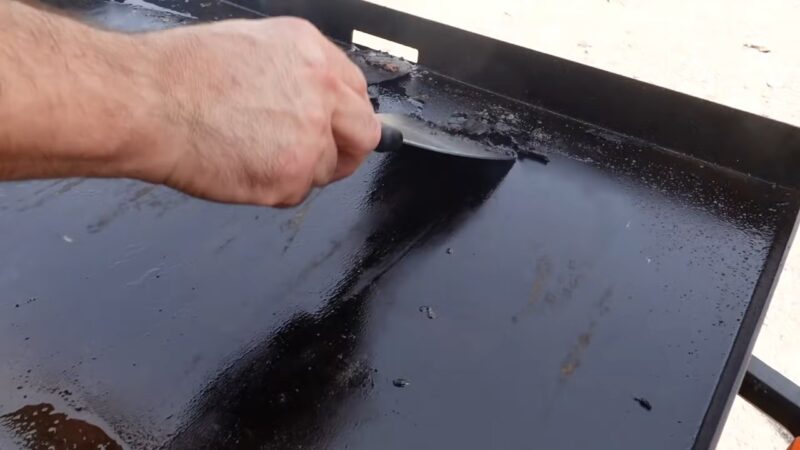 How to Clean Griddle