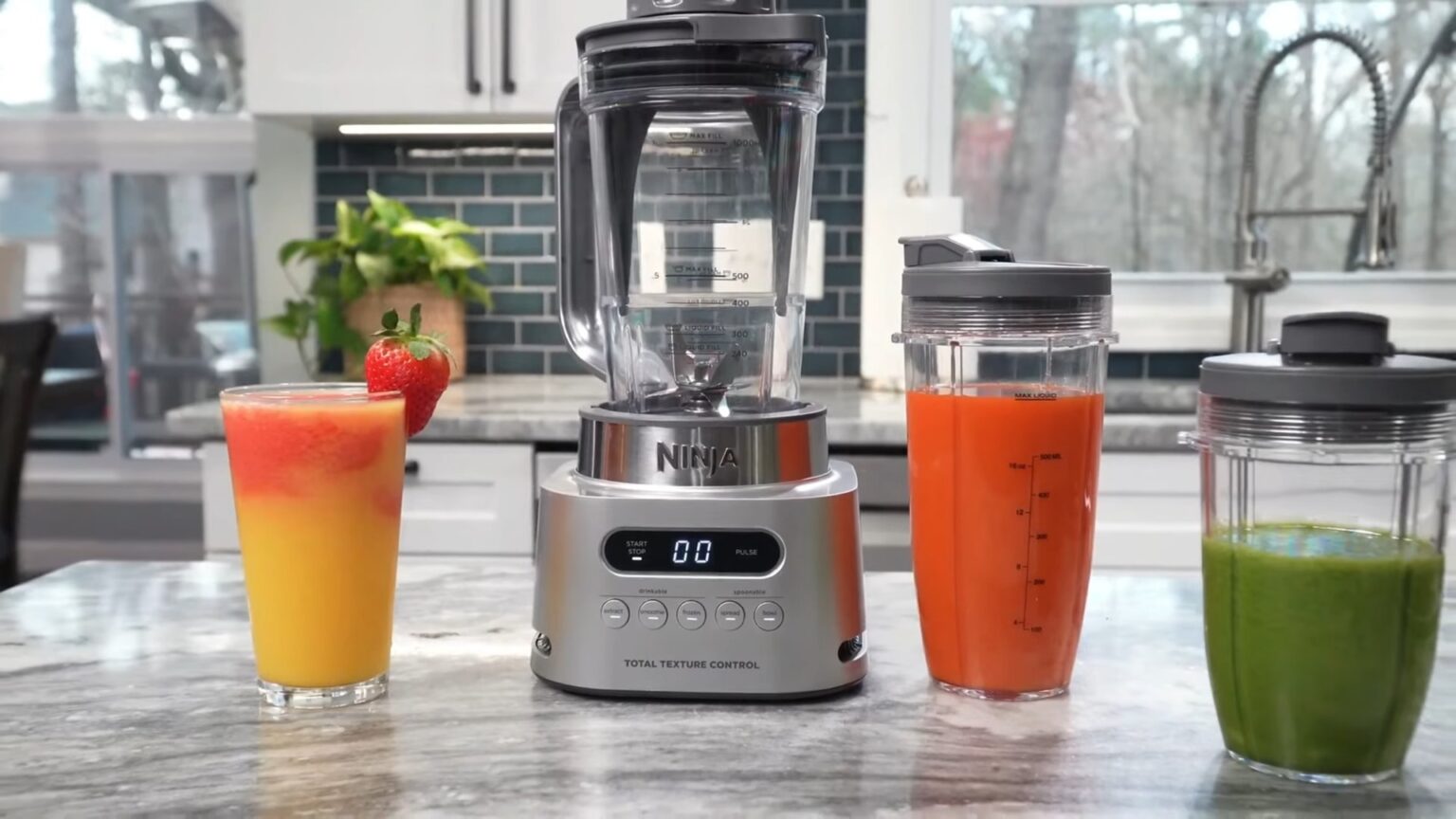 10 Best Smoothie Juicers 2023 Boost Your Nutrition with Delicious Blends