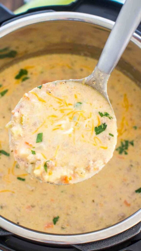 Instant Pot Cheeseburger Soup