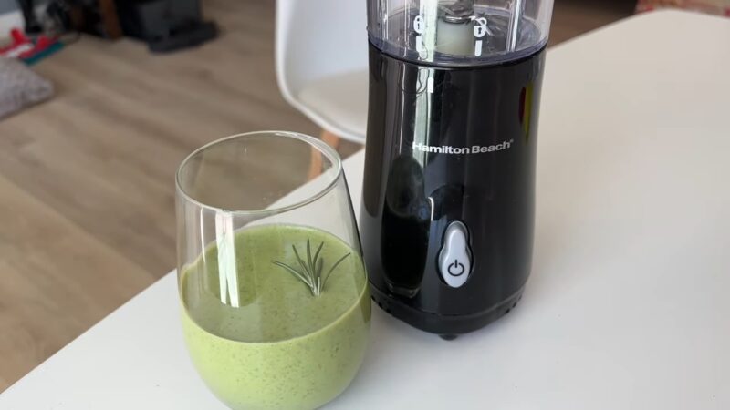 Here are some factors to keep in mind while buying a blender