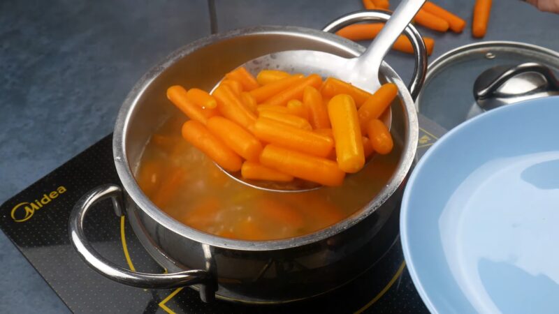 Boil Baby Carrots